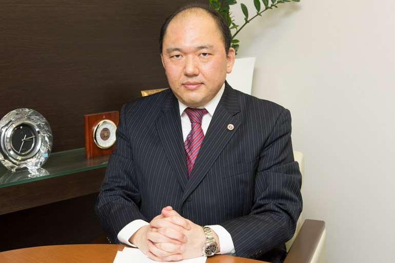 弁護士 塚田 章人